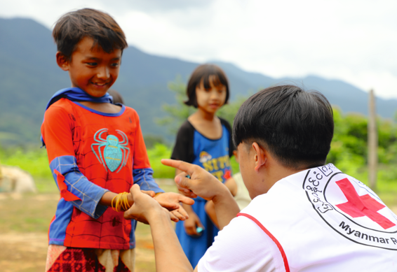 I mødreklubberne laver deltagerne aktiviteter sammen og lærer om sundhed – både deres egen og deres børns.